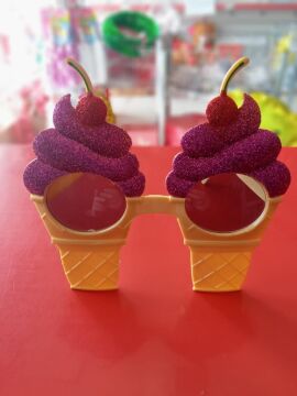 PARTİ GÖZLÜK CAMLI **