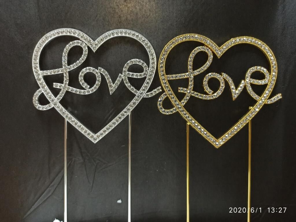 METAL TAŞLI LOVE PASTA SÜS